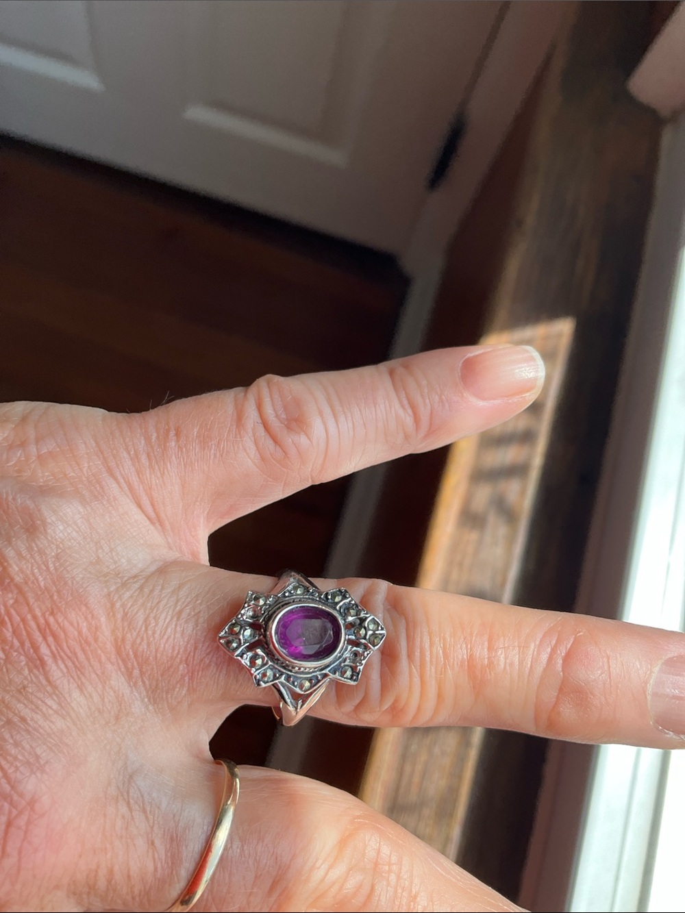 Purple and silver ring - Picture 2 of 9
